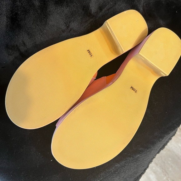 🩷🧡👡Beach by Matisse "Frosted Coral" Shimmer Chunky Platform Sandals
SZ 10 NWT🧡🩷 - Picture 8 of 14